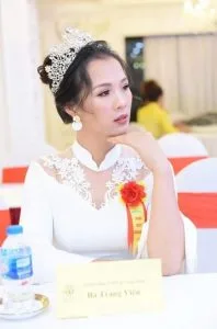 Thơ tình Á hậu MISS U30 – CEO Hoàng Thị Trang Viên (Hà Nội)