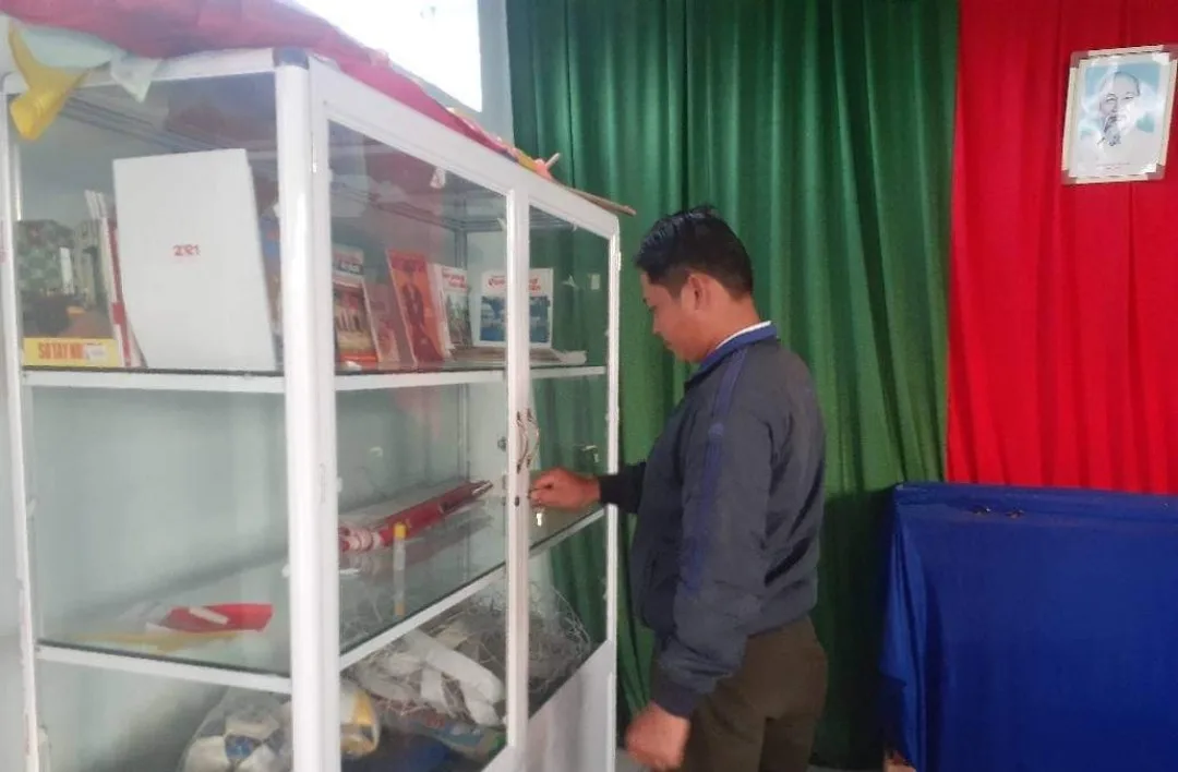 Tặng sách đợt Nhà Văn hóa Nguyên Hà đợt đầu tiên