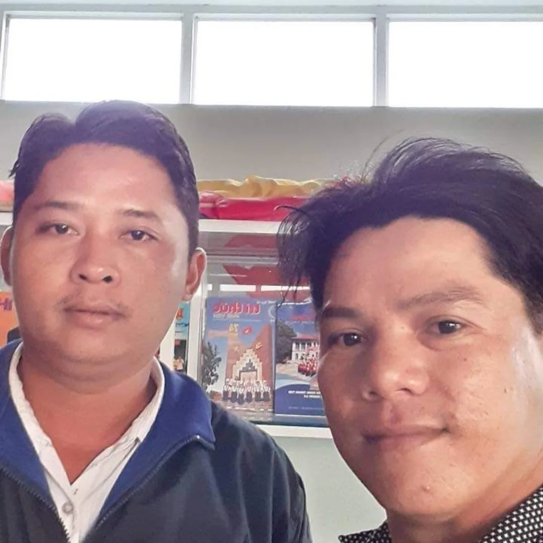 Tặng sách đợt Nhà Văn hóa Nguyên Hà đợt đầu tiên