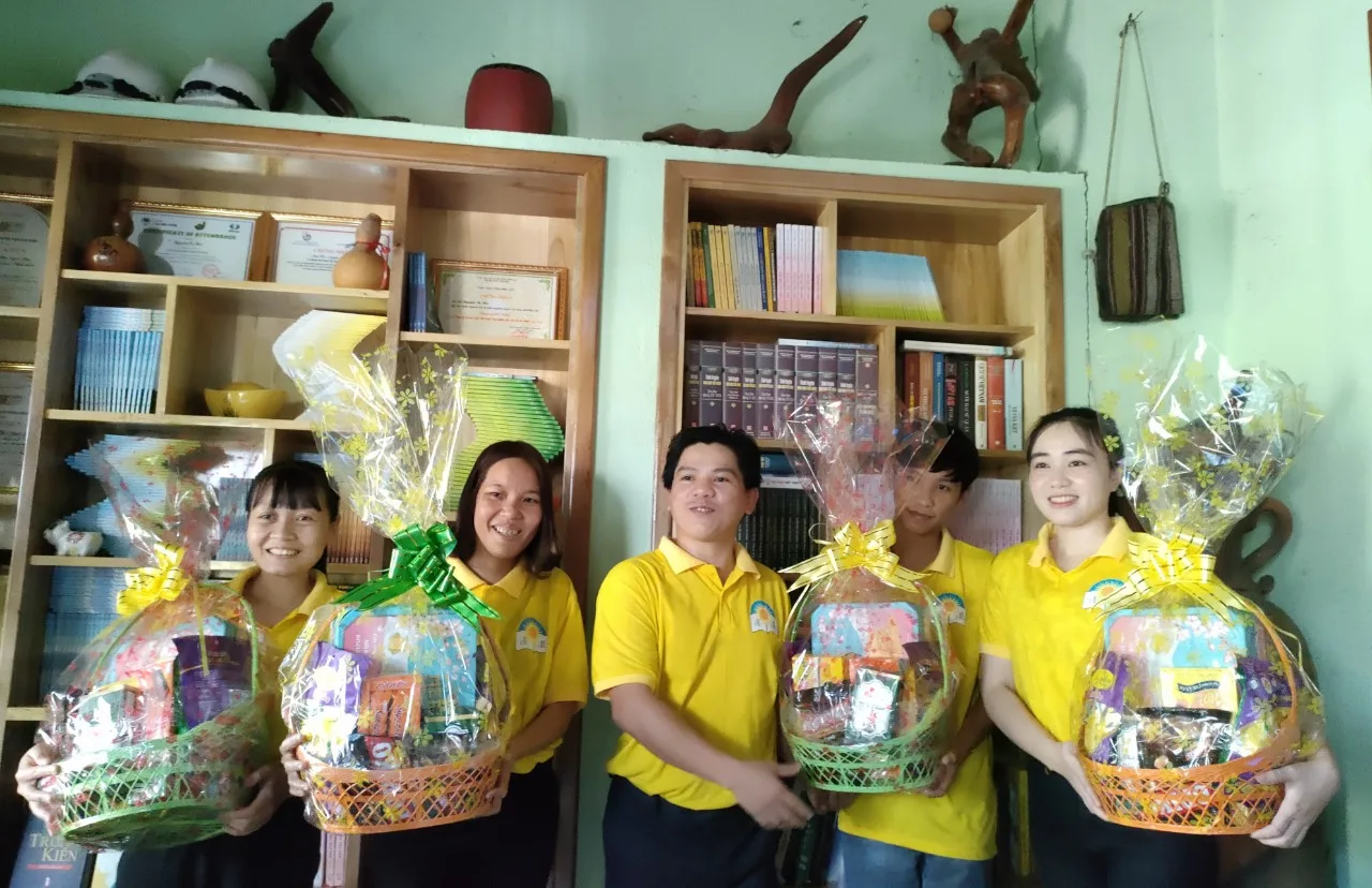 Tết sớm ở Đam Books Media JSC