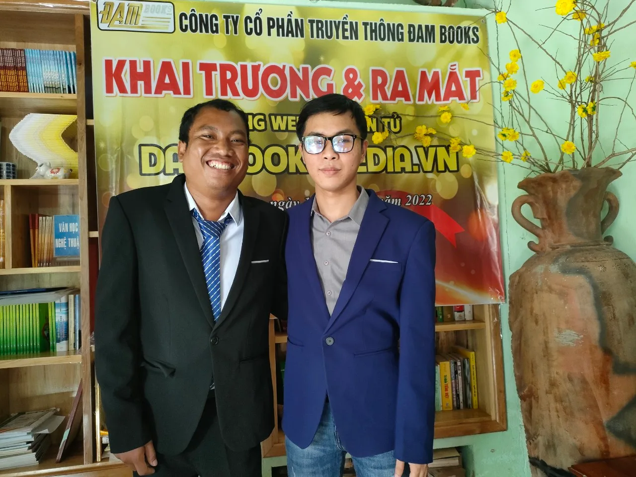 Lễ khai trương và ra mắt Trang Website Dambooksmedia.vn