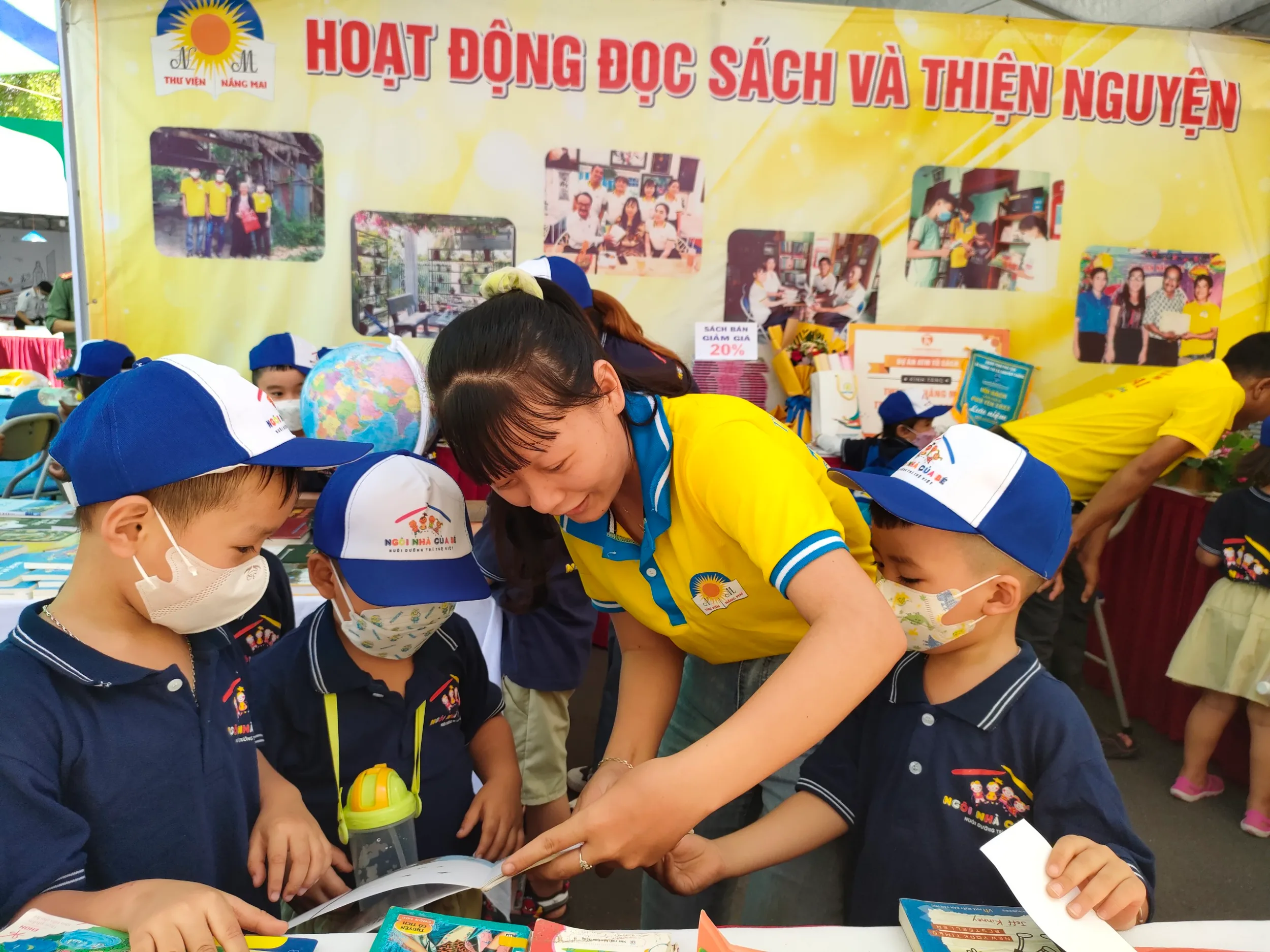 Chúc mừng  03 năm thành lập Thư viện Nắng Mai