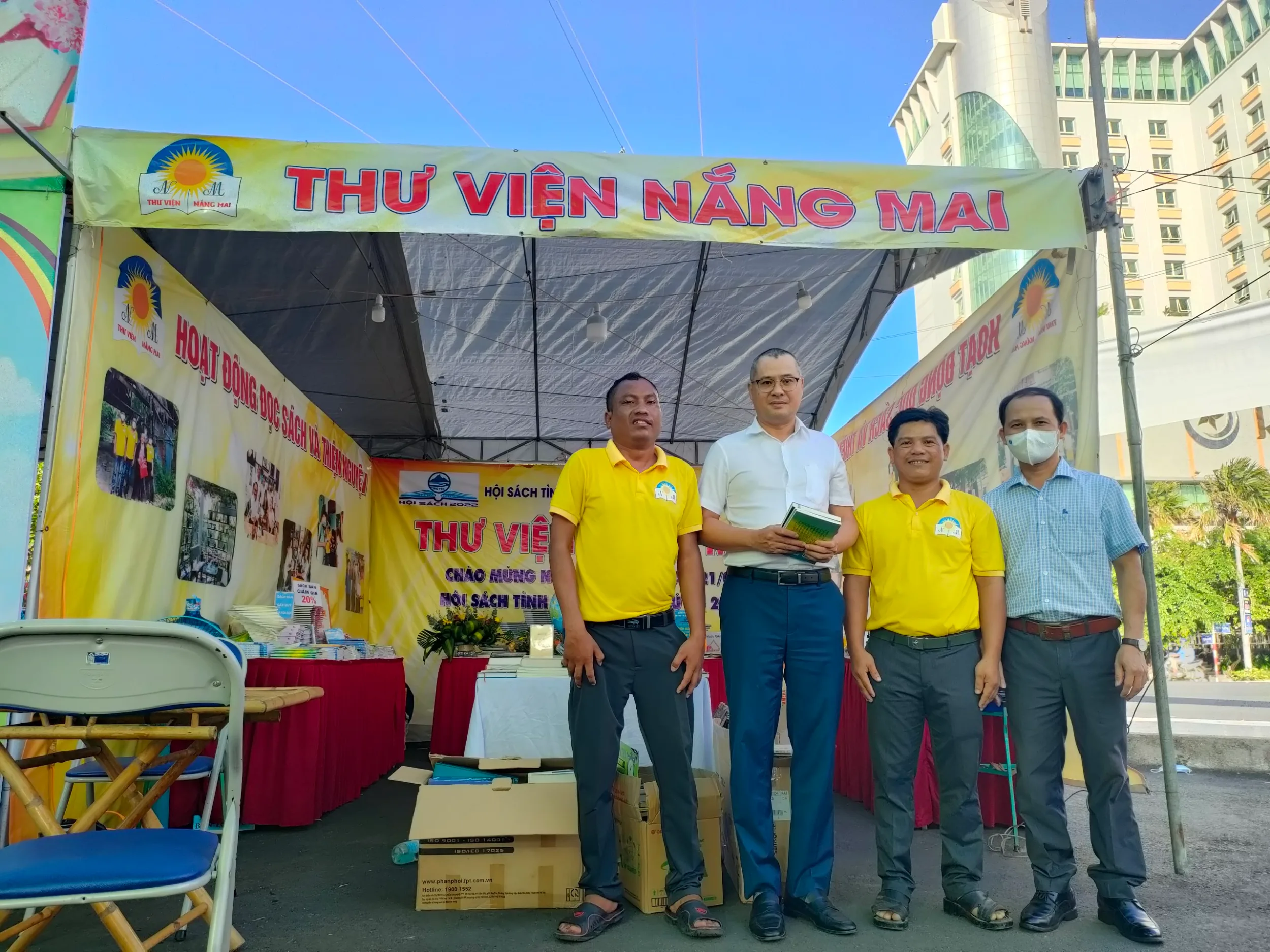 Chúc mừng  03 năm thành lập Thư viện Nắng Mai