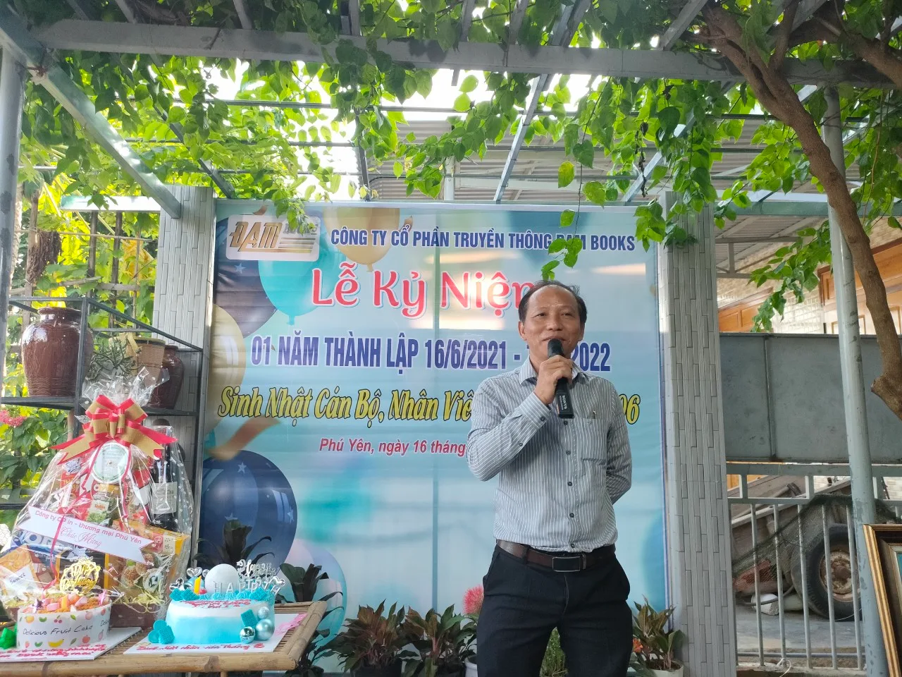 Đam Books tổ chức Lễ kỷ niệm 01 năm thành lập