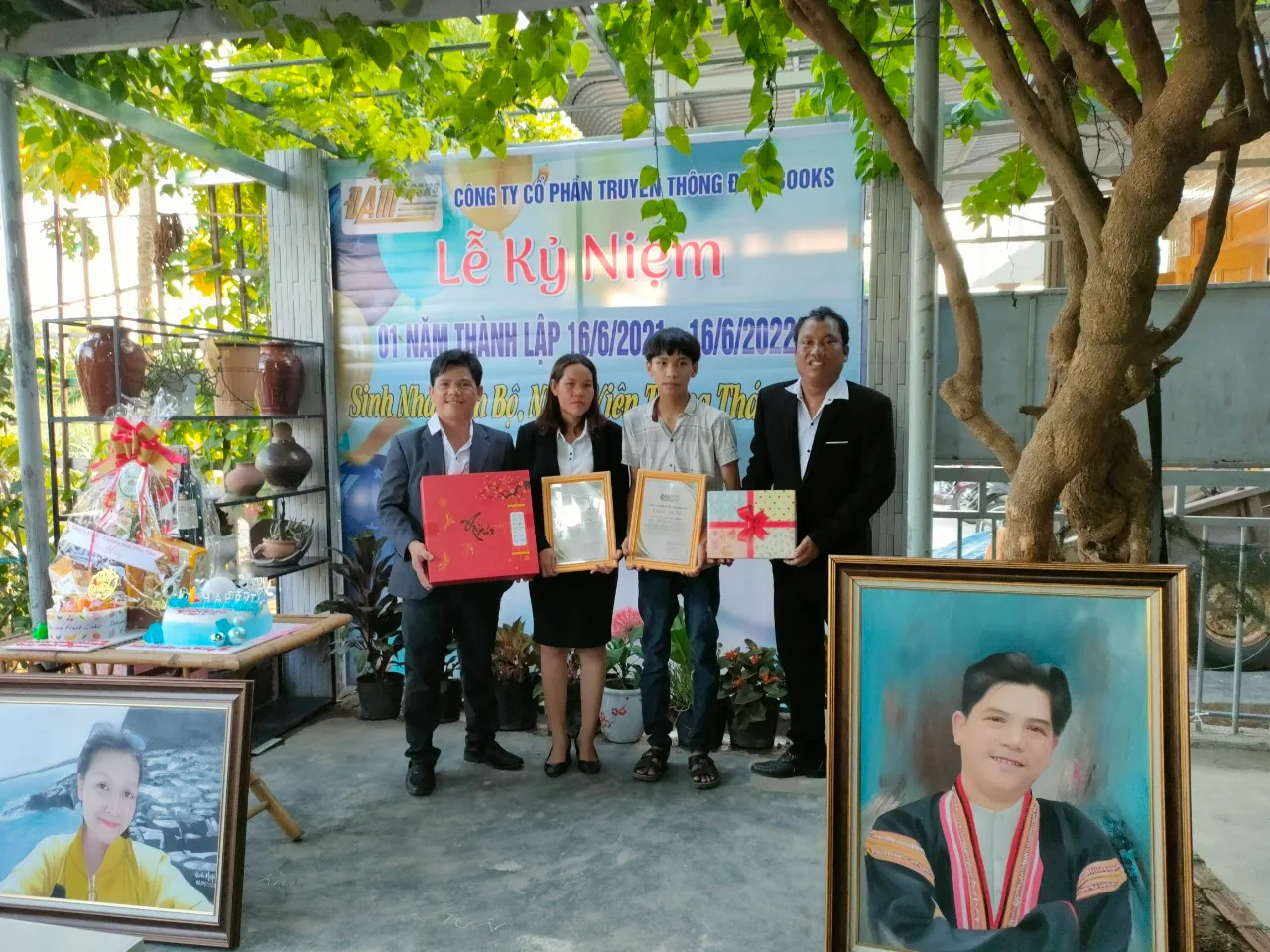 Ý nghĩa sinh nhật tập thể “Người Đam Books”