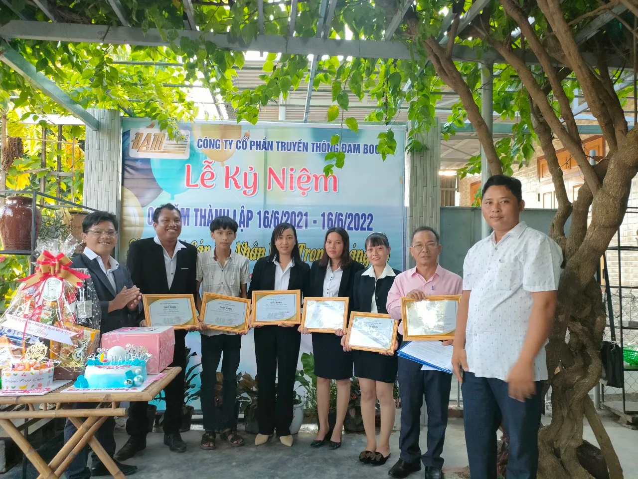 Đam Books tổ chức Lễ kỷ niệm 01 năm thành lập