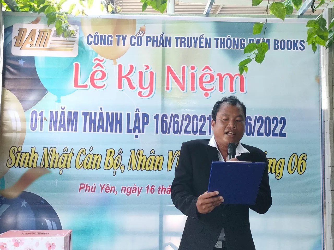 Đam Books tổ chức Lễ kỷ niệm 01 năm thành lập