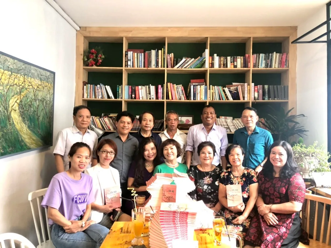 Linh Thảo: “Hà Nội – Trái tim hồng” – tấm lòng thi hữu