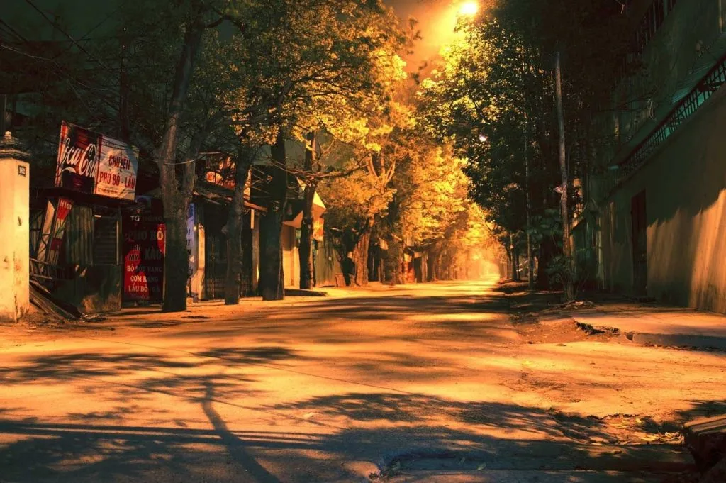 Phố nhỏ về đêm – Sơn Tùng ( Quy Nhơn)