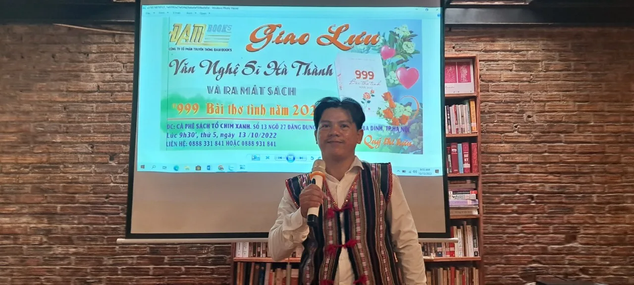 “999 bài thơ tình” ra mắt mừng Ngày Phụ nữ Việt Nam 20/10