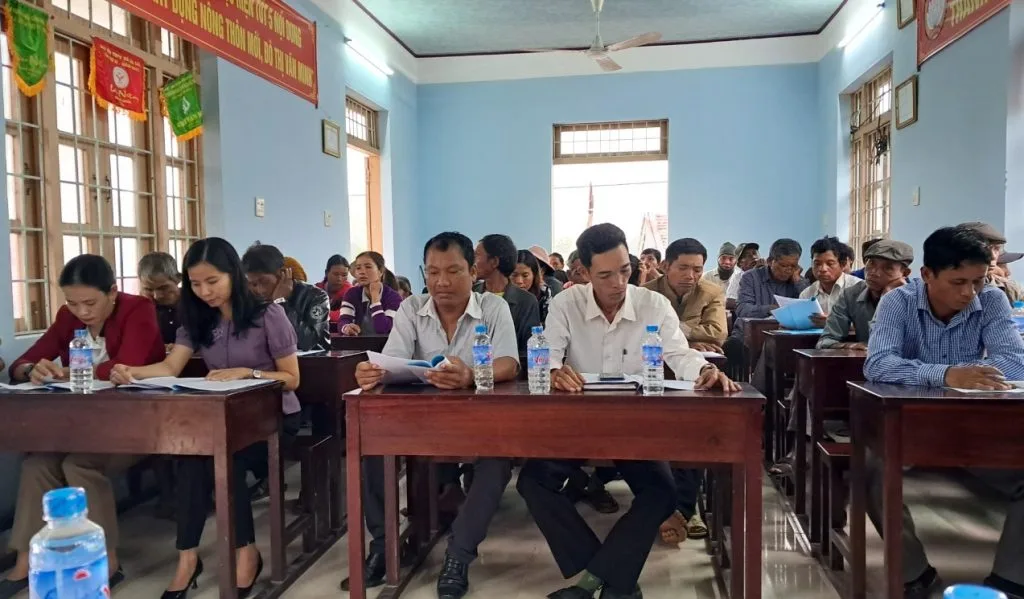 Đam Books trao quà, tiền trị giá 5.500.000đ cho các khu dân cư