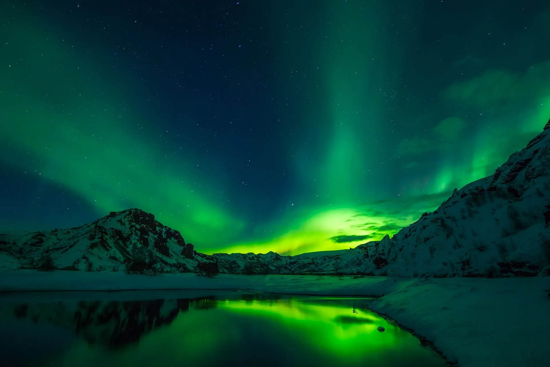 Chùm thơ Tình Khúc Mùa Đông – Tác giả Bùi Văn Tiến