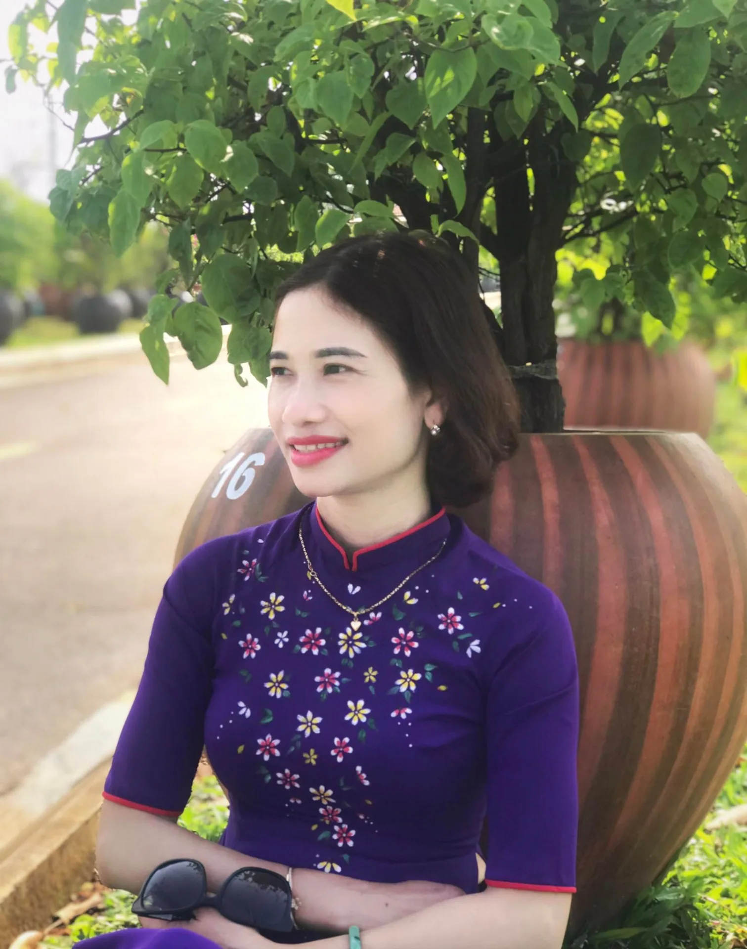 Bóng Mẹ – Tác giả Hoàng Thủy