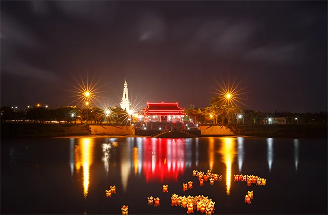 Chùm thơ Tinh Hoa – Ngô Thị Mai (TP. Đà Nẵng)