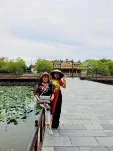 Nét duyên dáng trong thơ Xuân Nương