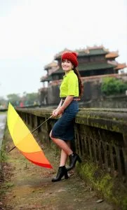 Chùm thơ tình Cỏ Ba Lá (Hoàng Thị Xuân)