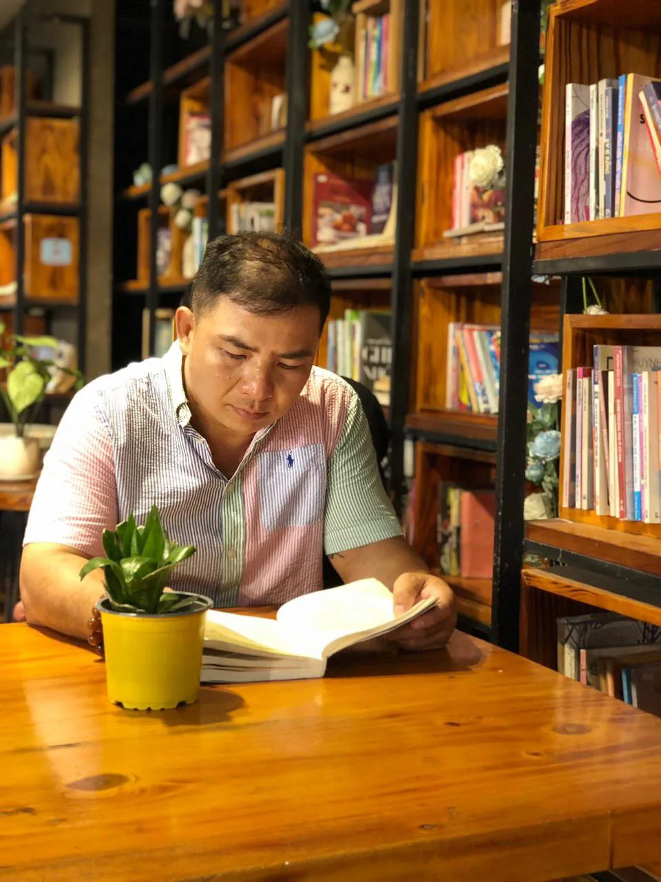 Tản mạn cuối tuần – Thơ Hoàng Huy Cường