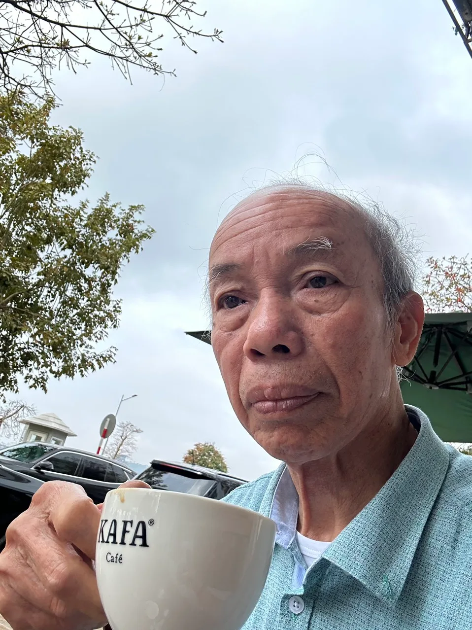 Phan Huy Hùng: Tôi tìm tôi (Thơ)