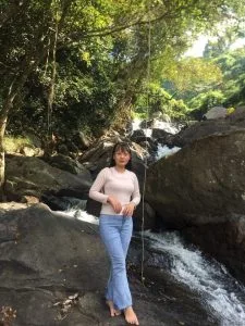 Dáng ngọc – Thơ Trần Tuấn