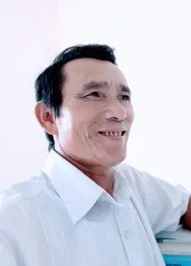 Tỏ tình với mùa xuân – Thơ Hoàng Quyên