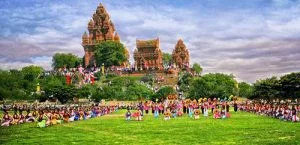 Chùm thơ về tháp cổ Chăm Pa – Nguyễn Đức Bá (Quảng Nam)