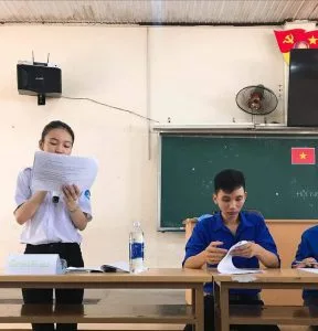 Tự hào mặc áo đoàn viên – Thơ Lê Đức Hiếu