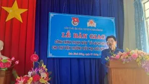 Sách cho em – Thơ Nghĩa Công Bội