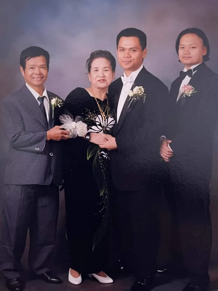 Võ Xiêm: Chùm thơ gia đình 01