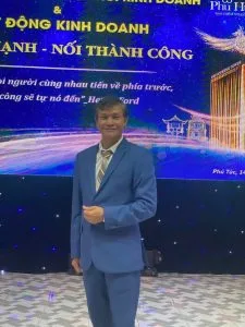 Chùm thơ tình – Nguyễn Đình Toàn
