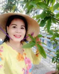 Hoa phượng sân trường – Thơ Phạm Thúy Nga