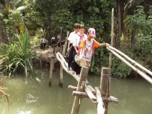 Kỷ niệm xưa – Chùm thơ Nguyễn Thanh Dũng