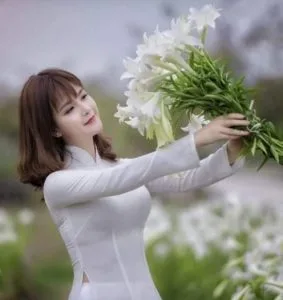 Chùm thơ tình hay –  Nghĩa Công Bội