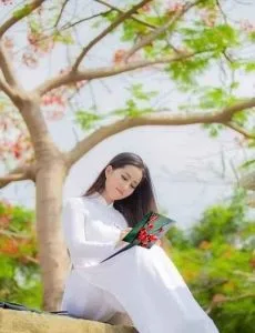 Chùm thơ tình hay –  Nghĩa Công Bội