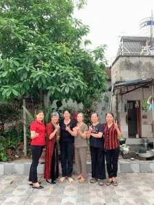 Chị và em – Thơ Thanh Ngô