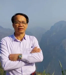 Biển mùa trăng – Thơ Lê Văn Từ