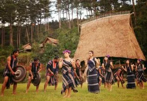 Chùm thơ xướng – họa: Mùa Thu Tây Nguyên