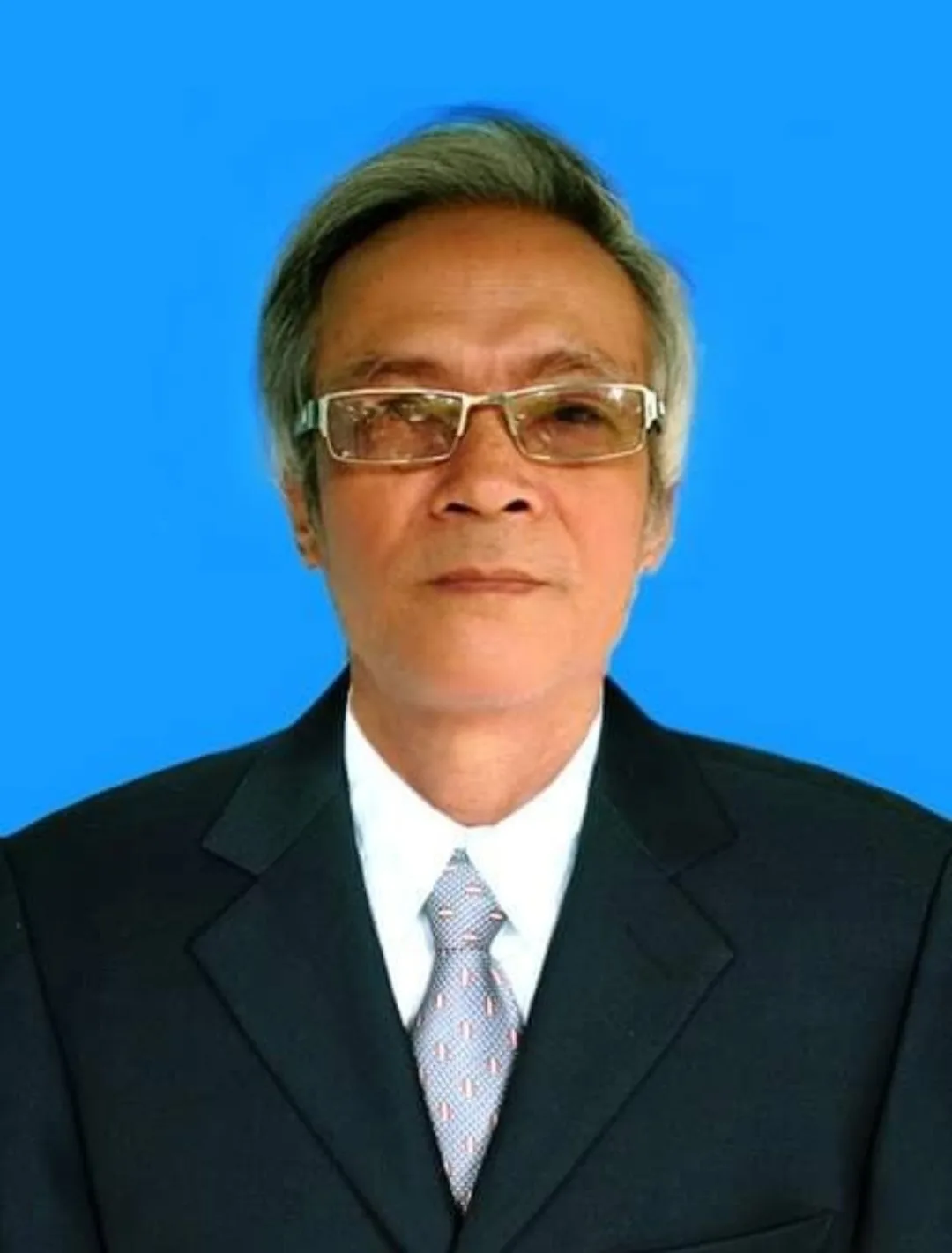 Viết nhân sinh nhật – Thơ Dương Đoàn Trọng