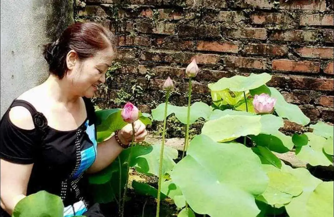 Nghe… – Thơ Lê Phương Liên