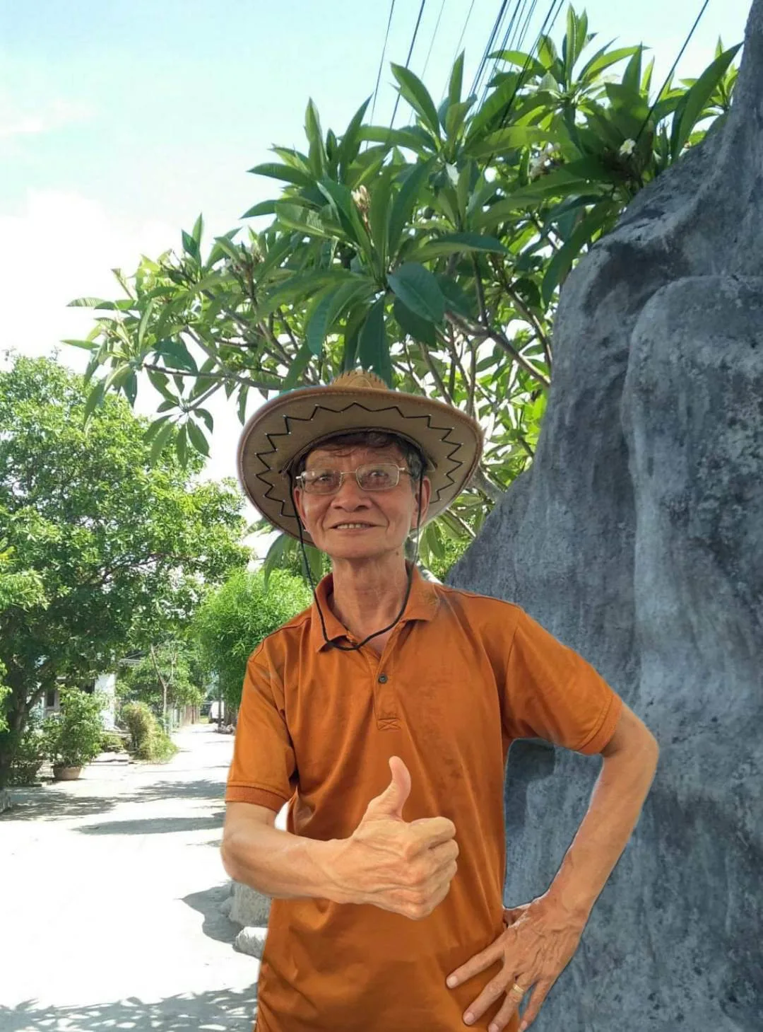 Chùm thơ tình – Lê Văn Sinh (Đà Nẵng)