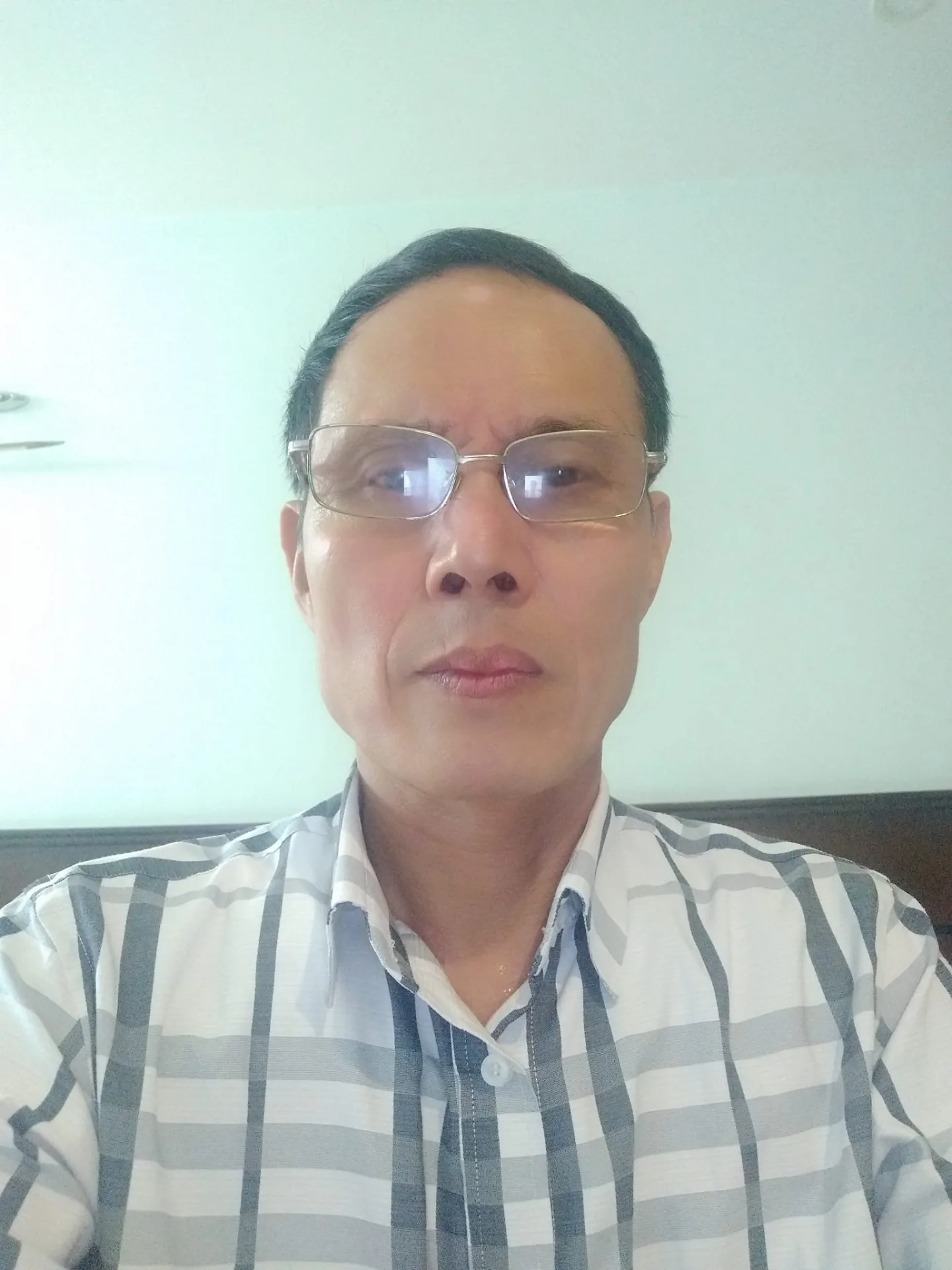 Tìm lời ru mẹ ngày xưa – Thơ Phạm Hồng Phong