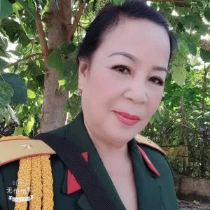Sóng khờ – Thơ Trần Minh Phượng