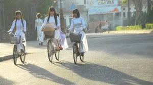 Chùm thơ tình – Hoàng Thái Triển (Bình Định)