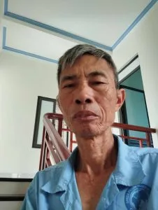 Chùm thơ tình bốn dòng – Lê Toàn Quyền