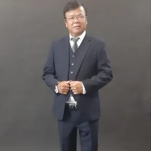 Hồ Gươm sau cơn mưa đêm – Thơ Hoàng Văn Tại