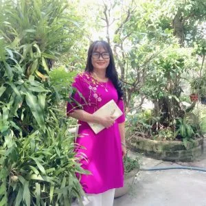 Hoa dại bên đường – Thơ Như Hoa