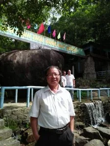 Mời em về thăm biển quê anh – Thơ Lê Xuân Thỏa