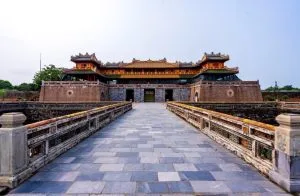 Trở lại Huế xưa – Thơ Nguyễn Văn Học