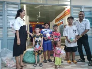 Vui Tết Trung thu – Thơ Huỳnh Cát