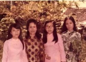 Ân tình của mẹ – Thơ Nắng Thủy Tinh