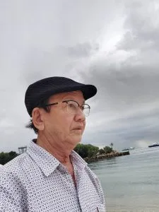 Bên hồ Than Thở – Thơ Phạm Thi